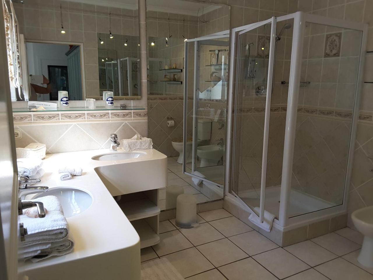 Von Abercron Residence Hermanus Εξωτερικό φωτογραφία
